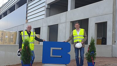 Topping-out ceremony for the new business site at Niederaula