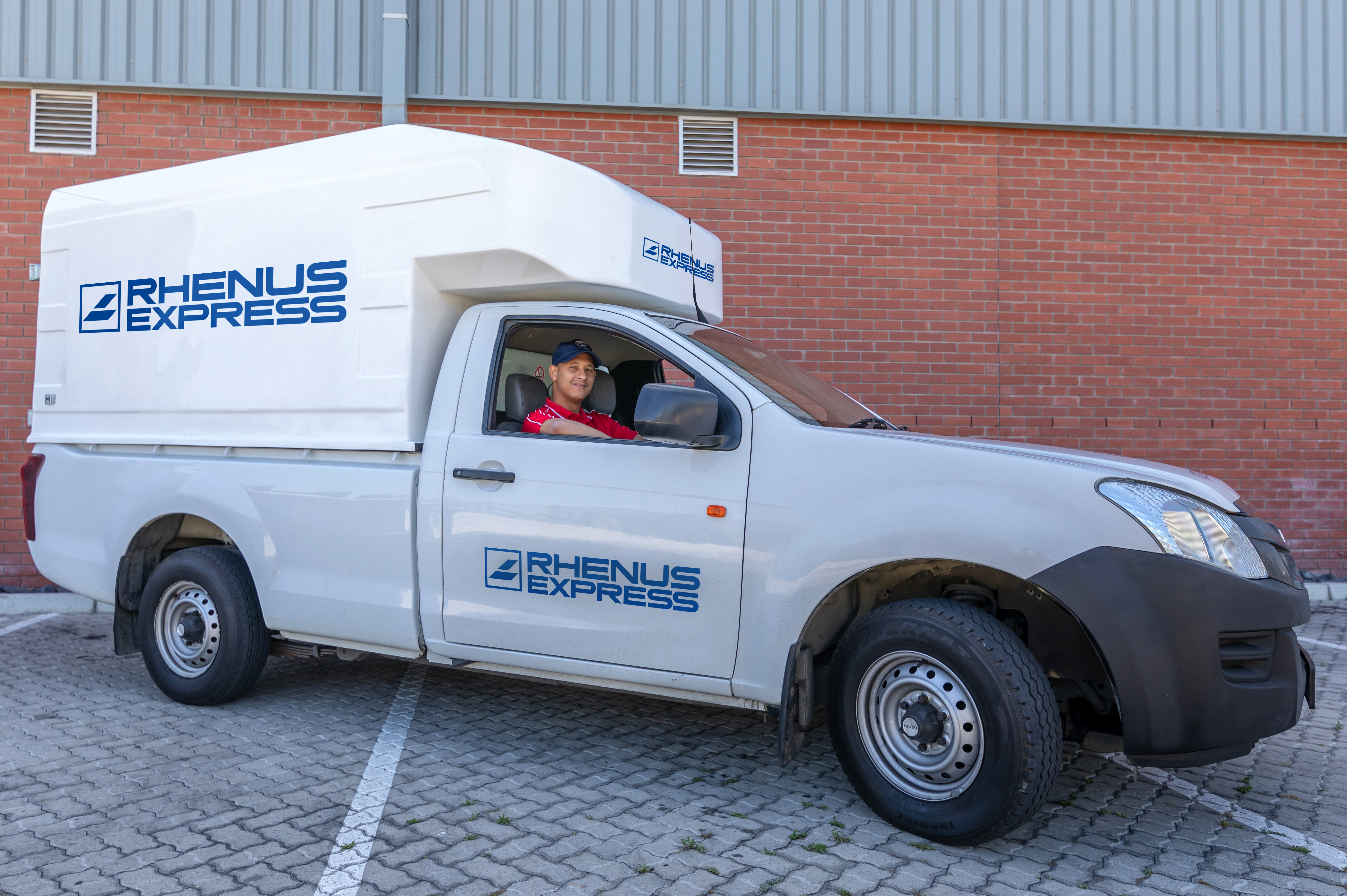 Rhenus Express - Your trusted courier service